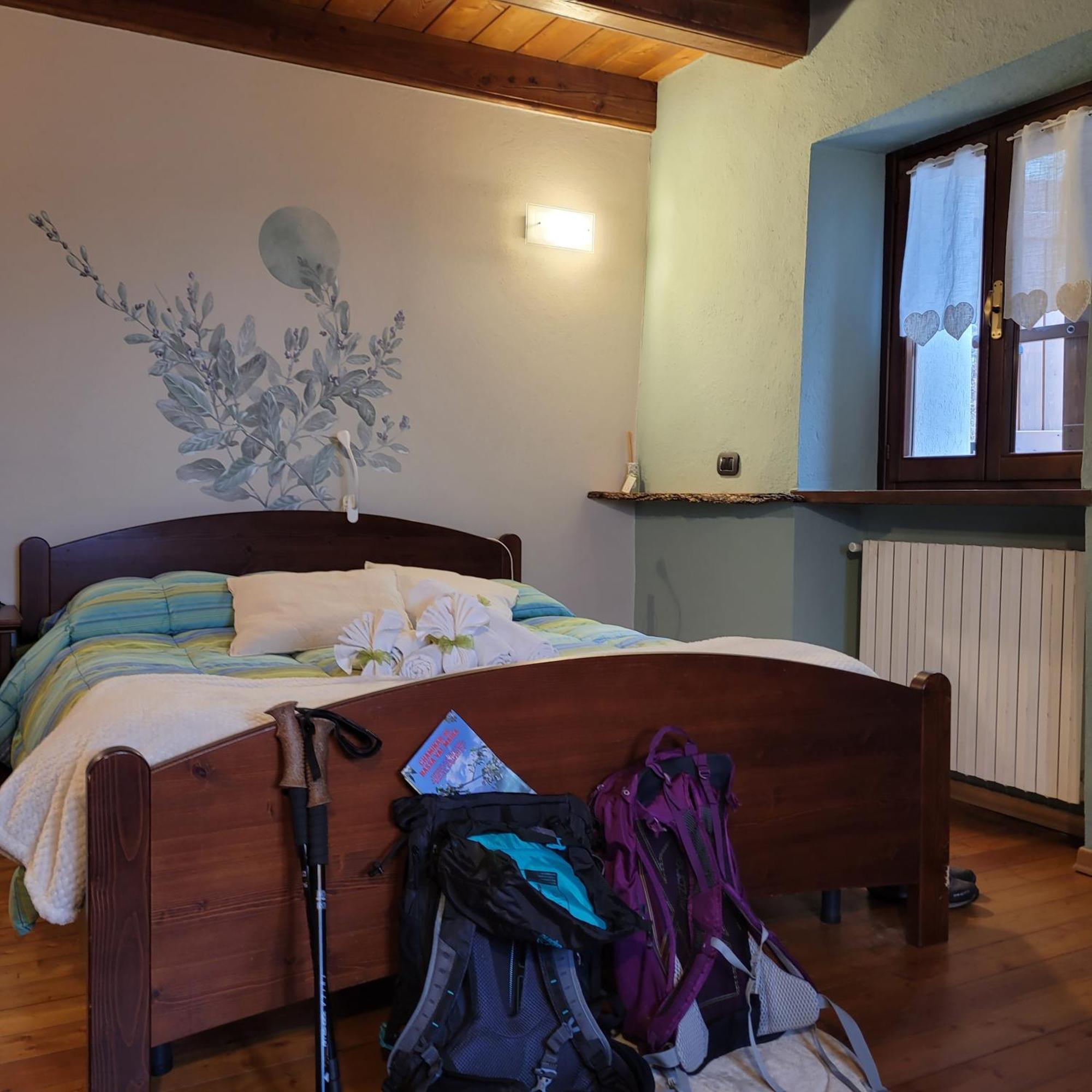 San Damiano Macra Locanda Il Campo Della Quercia מראה חיצוני תמונה